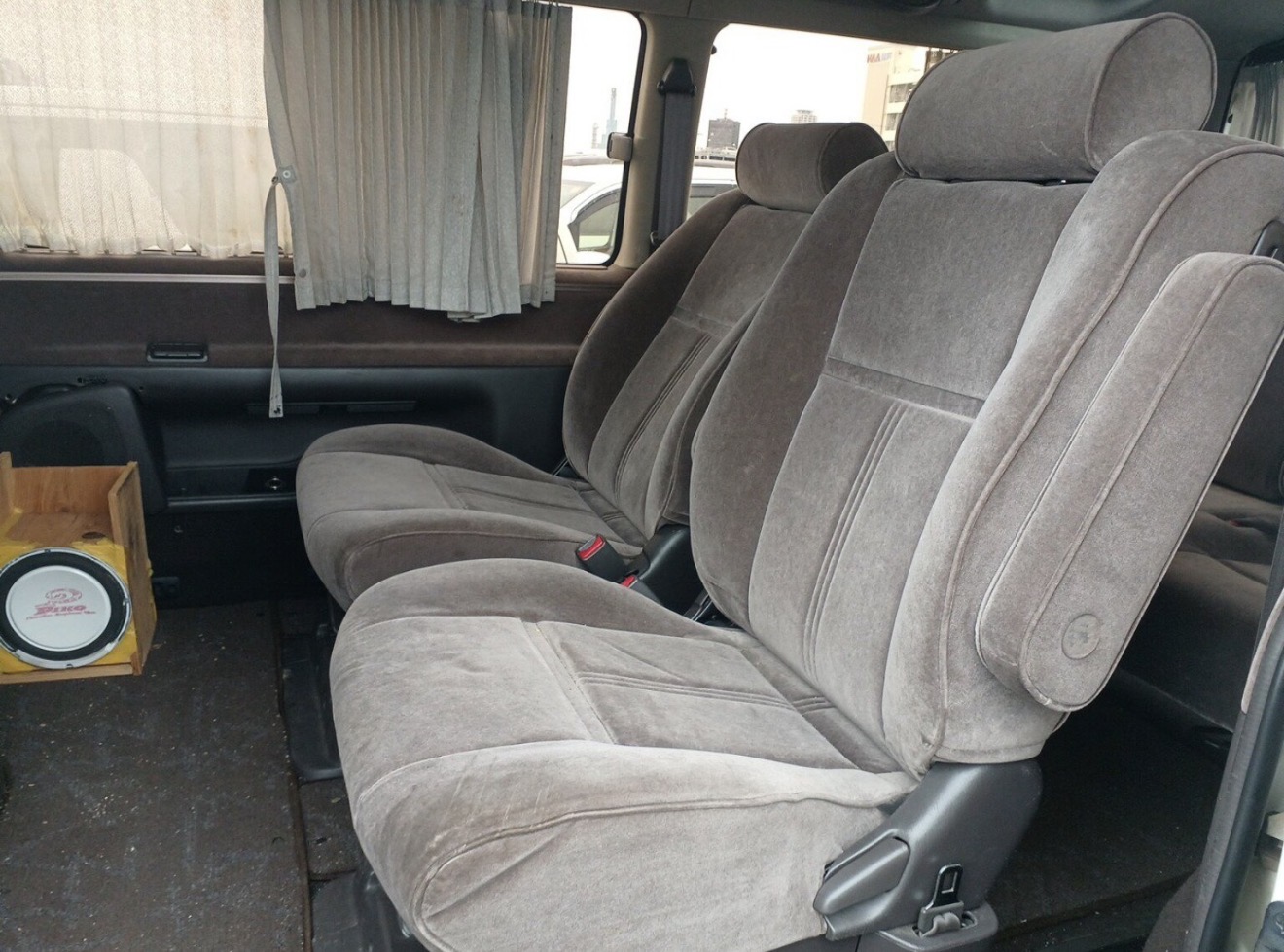 HiAce 01 photo 3